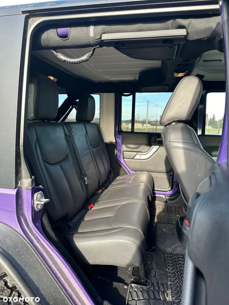 Jeep Wrangler 3.6 Unlim Rubicon - 10