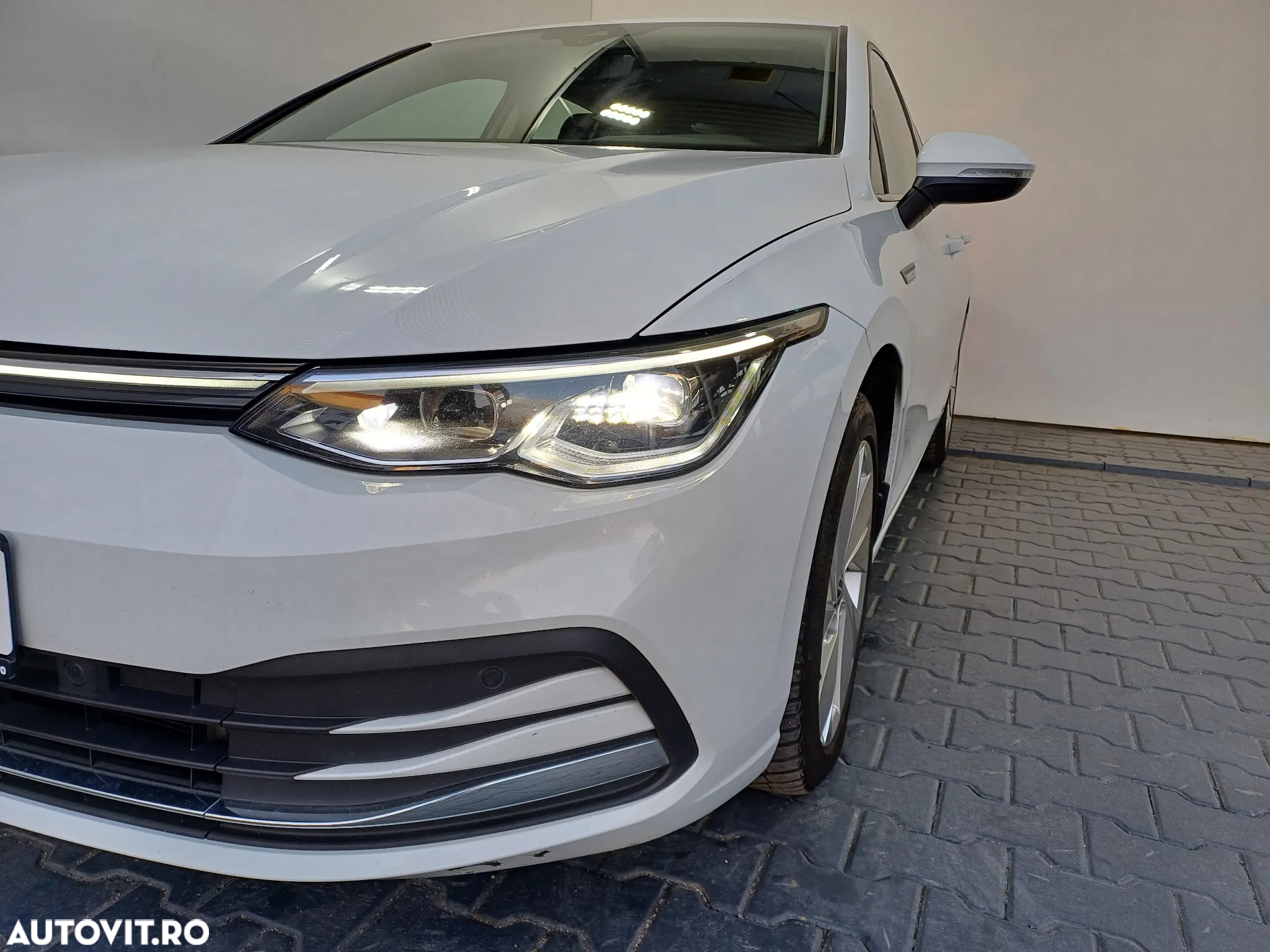 Volkswagen Golf 2.0 TDI DSG Style - 35