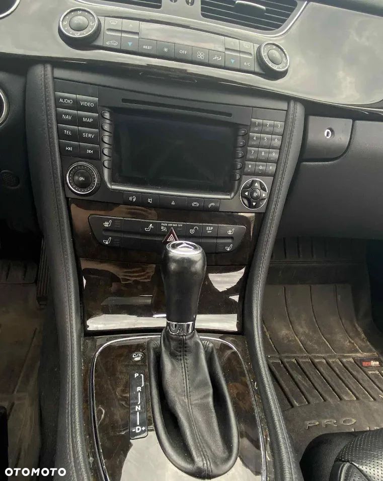 Mercedes-Benz CLS 500 - 27