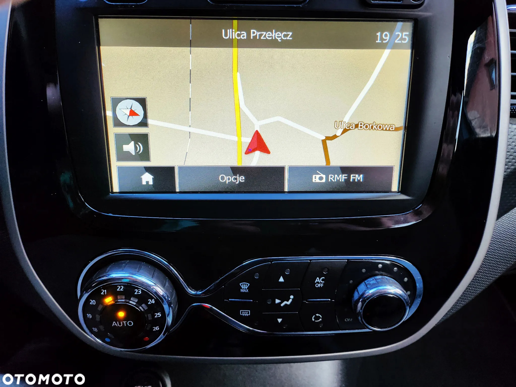 Renault Captur - 8