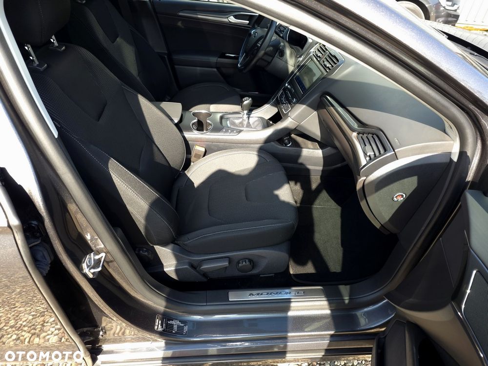 Ford Mondeo 2.0 EcoBlue Titanium - 7