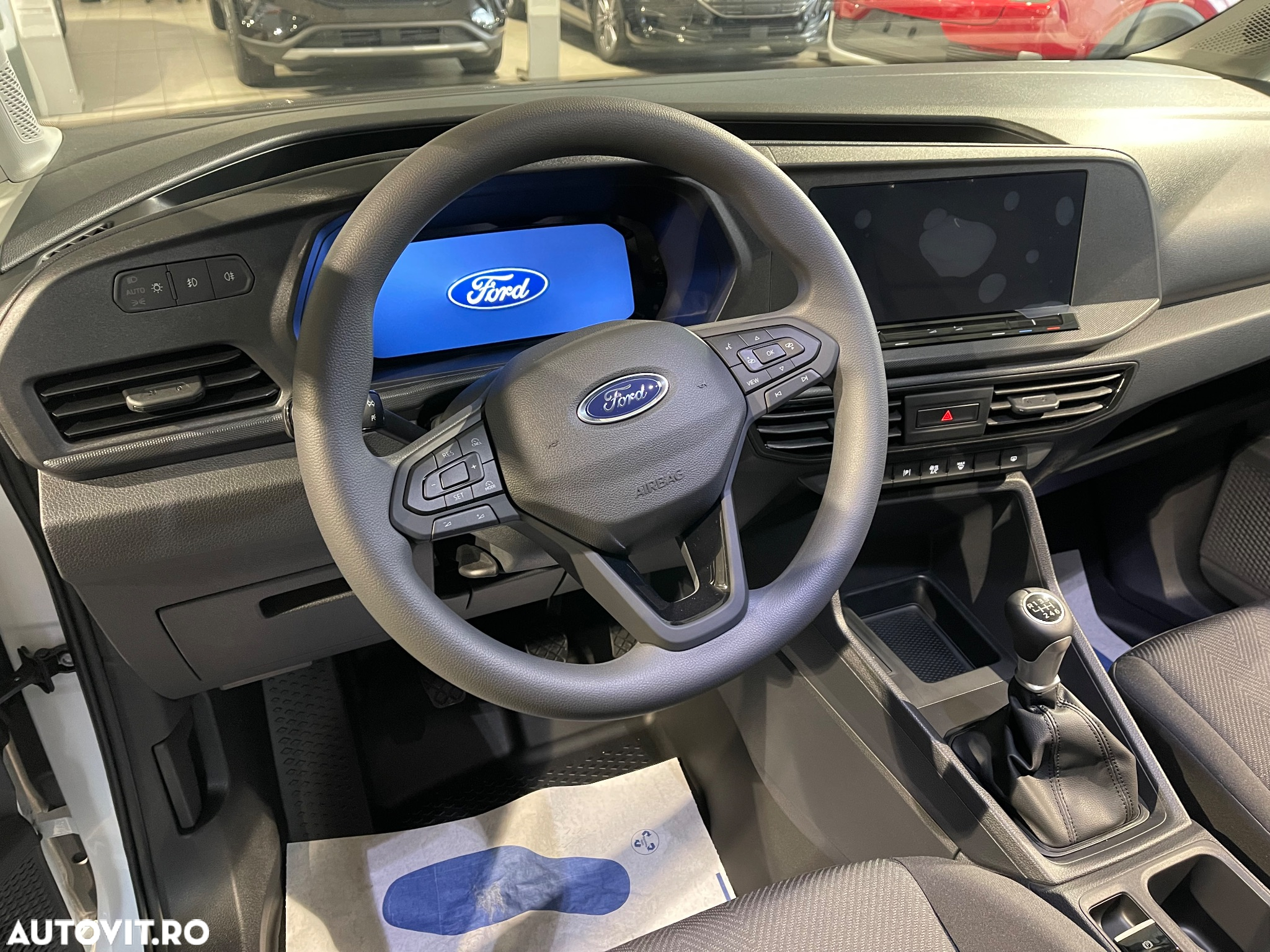 Ford Transit Connect - 4