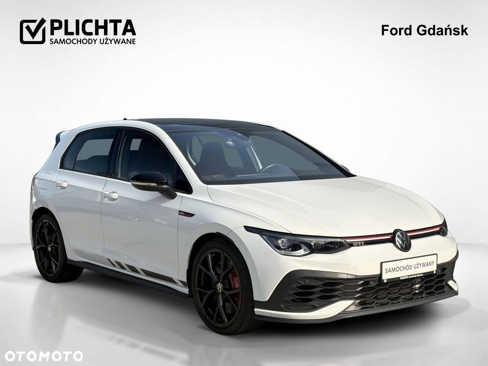Volkswagen Golf - 8
