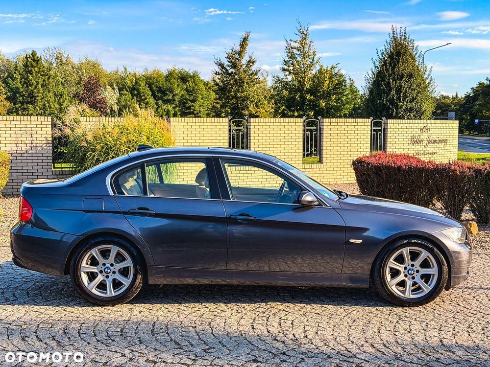 BMW Seria 3 325xi - 20