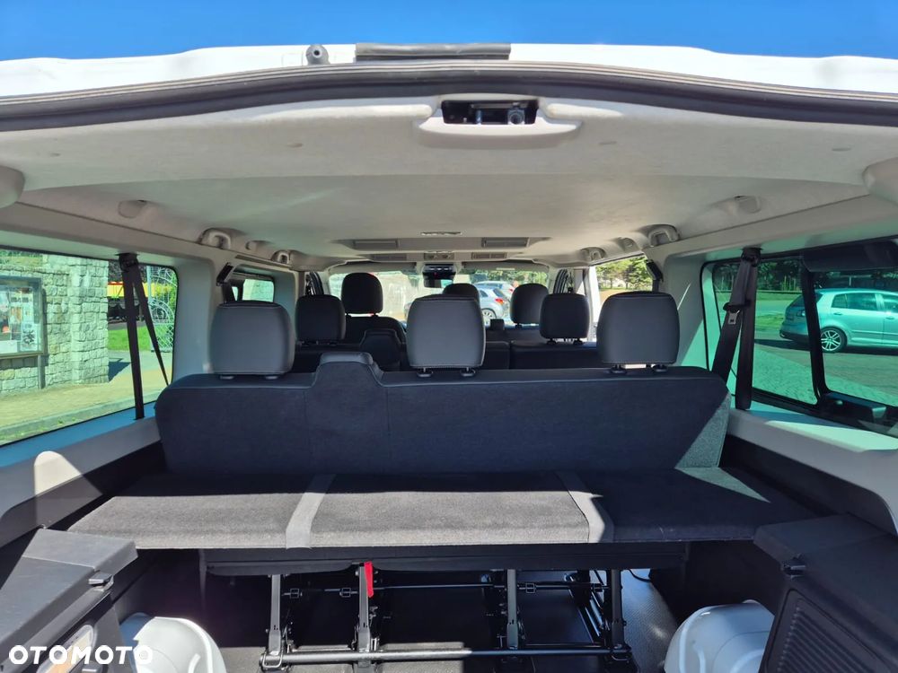 Renault Trafic - 32