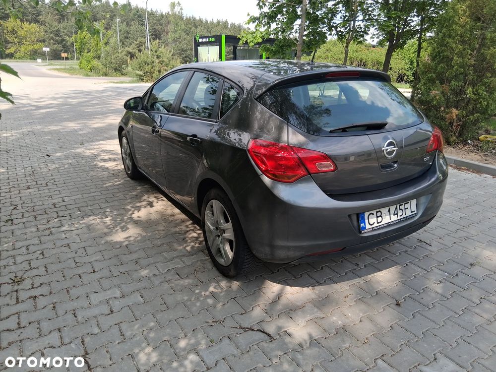 Opel Astra 1.7 CDTI - 5