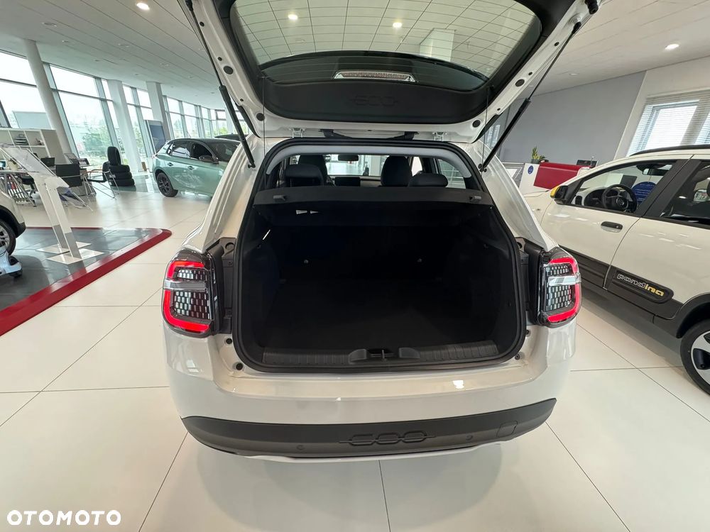Fiat 600 1.2 Turbo Hybrid eDCT - 9