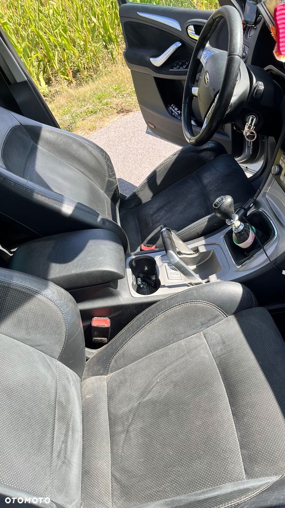 Ford S-Max - 6