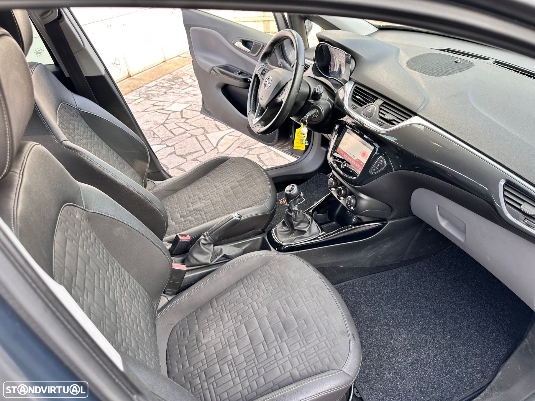 Opel Corsa 1.4 Cosmo - 11