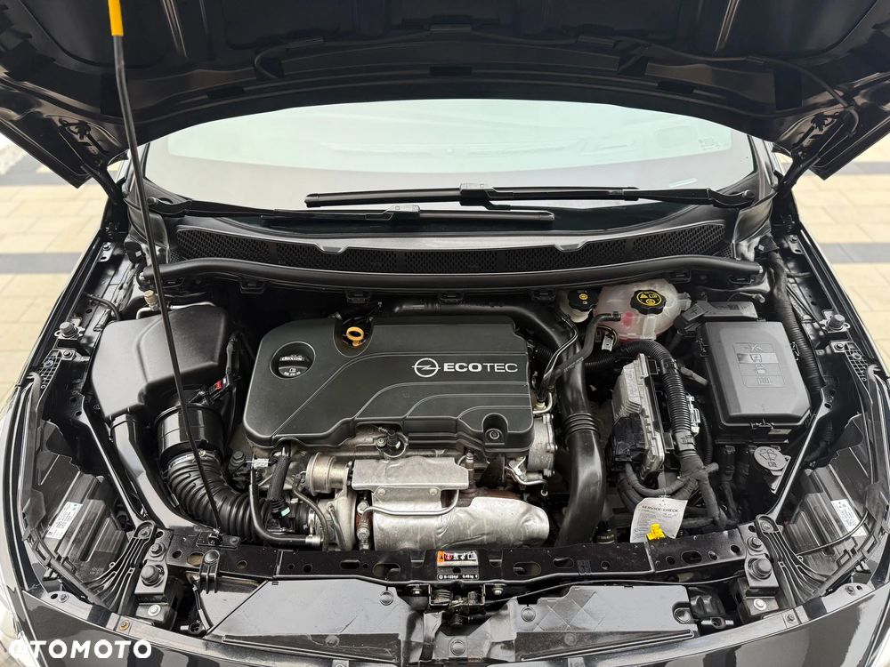 Opel Astra 1.4 Turbo Dynamic - 17