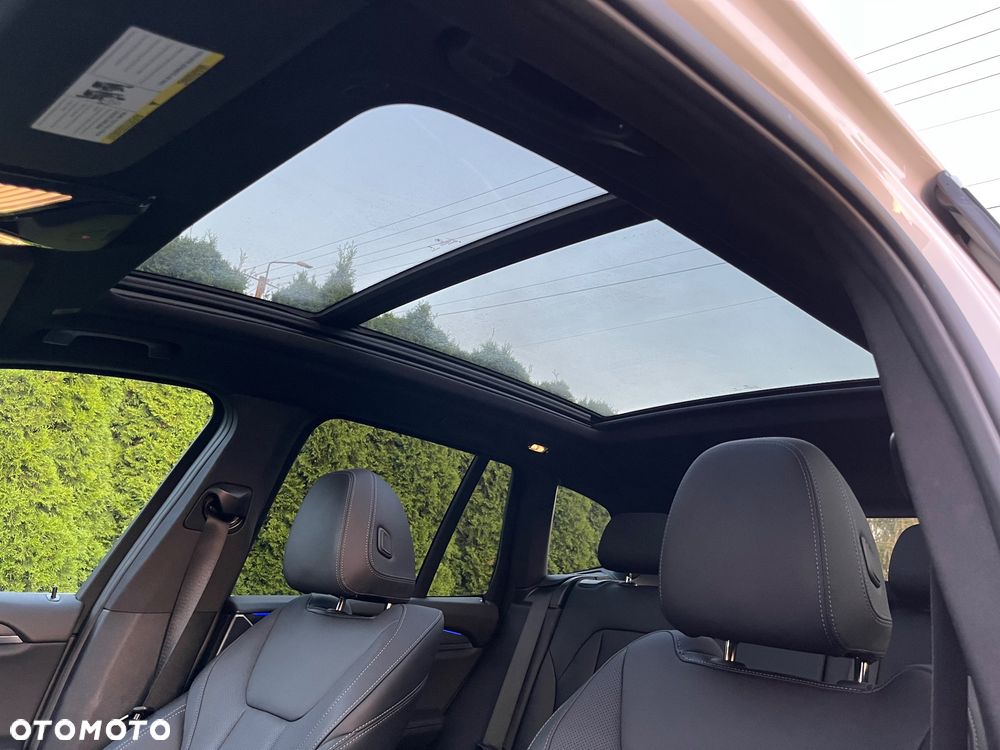 BMW X3 - 32