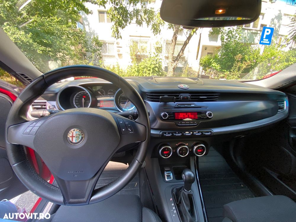 Alfa Romeo Giulietta - 2