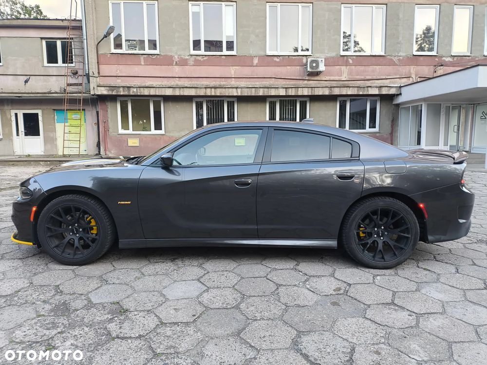 Dodge Charger 5.7 R/T - 26