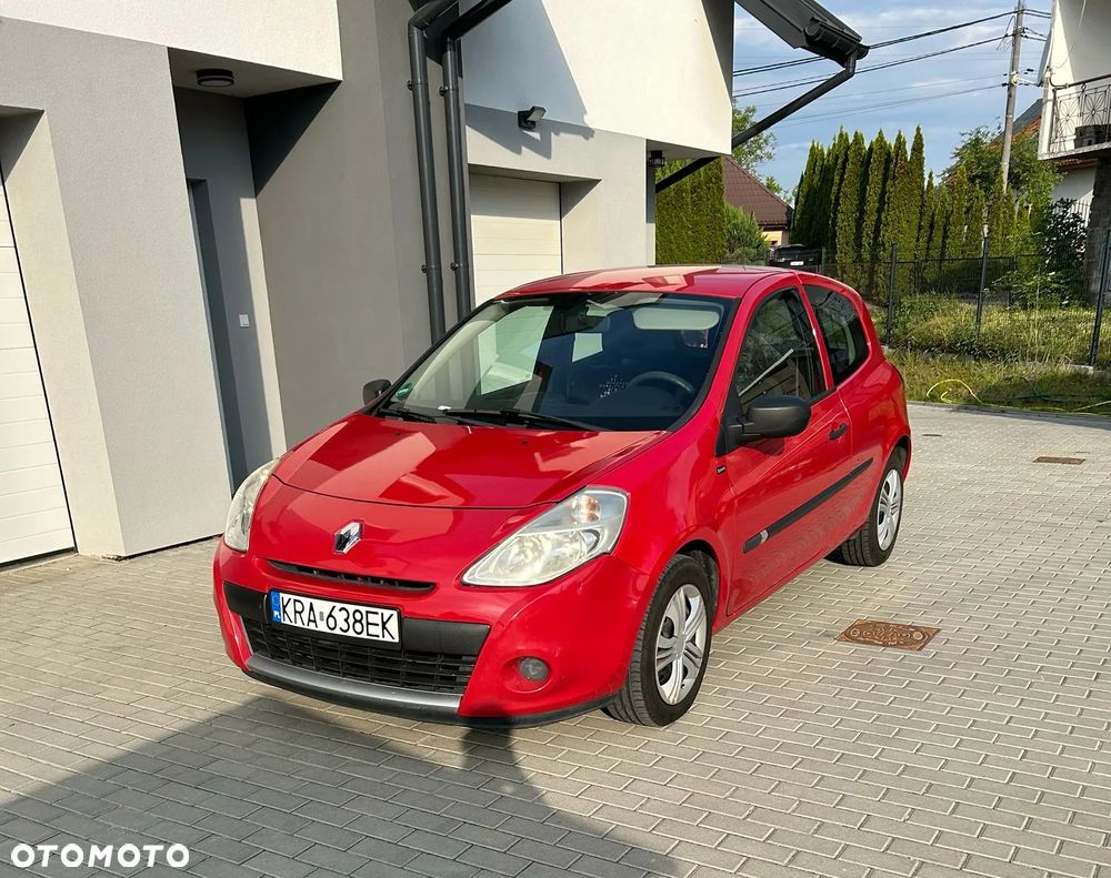 Renault Clio 1.2 16V 75 Expression - 1