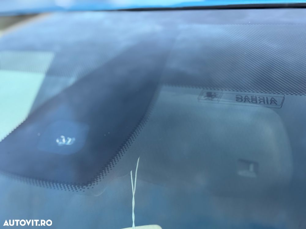 Ford Focus 2.0 TDCi DPF Ghia - 31