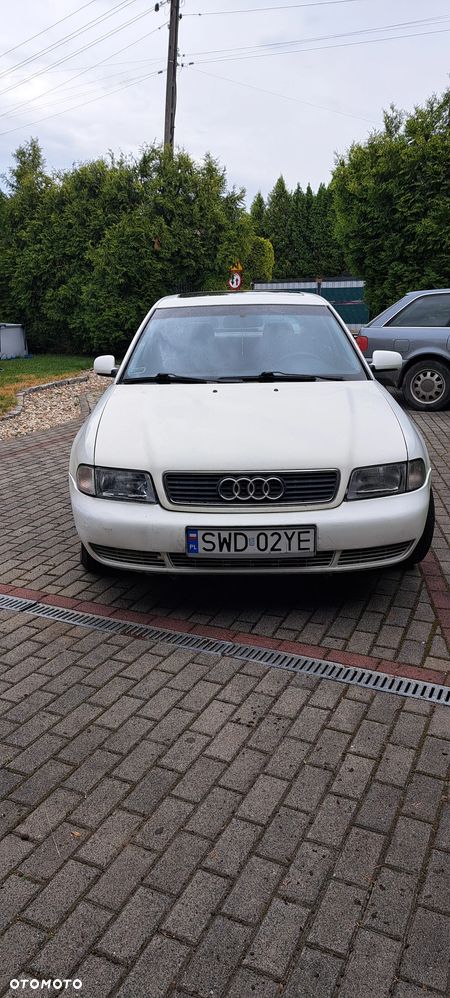 Audi A4 Limousine - 6