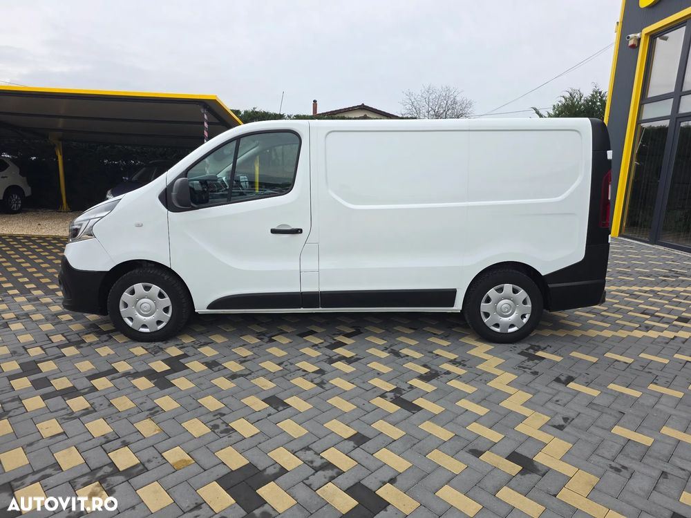 Renault Trafic - 2