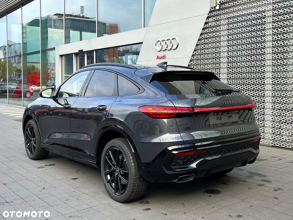 Audi Q5 Sportback - 3