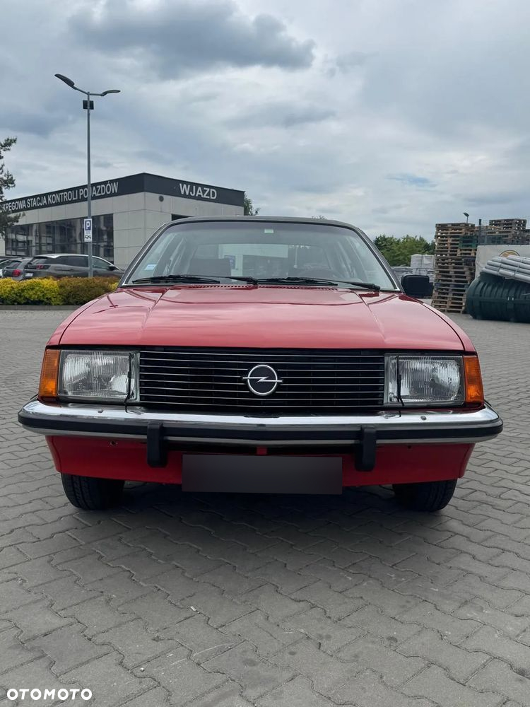 Opel Rekord E 2.0 GL - 3