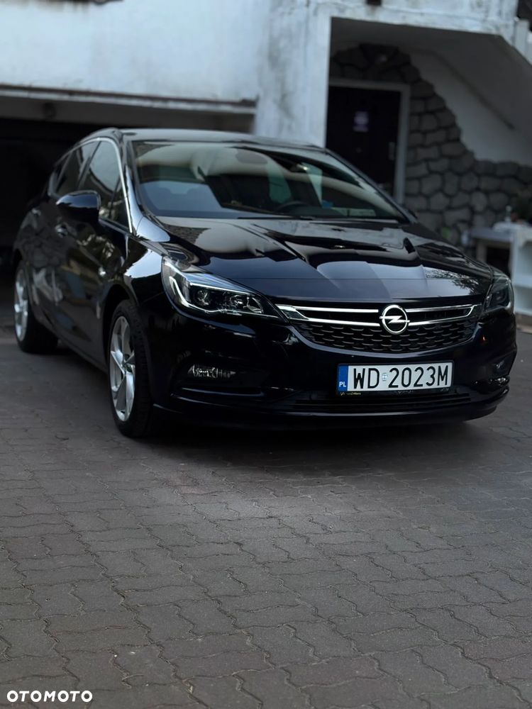 Opel Astra 1.4 T Dynamic S&S - 11