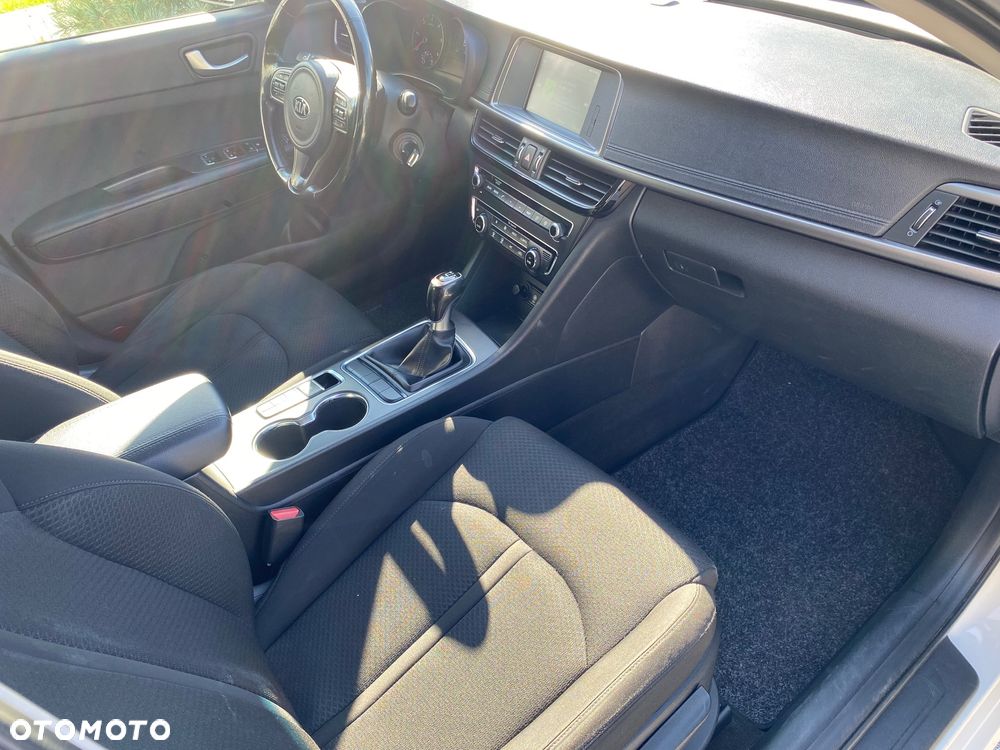 Kia Optima 1.7 CRDI L - 10