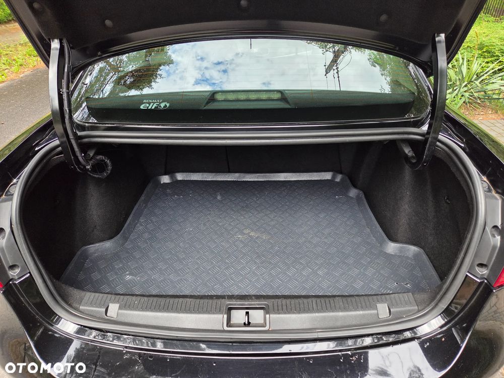 Renault Fluence 1.5 dCi Limited EU6 - 16
