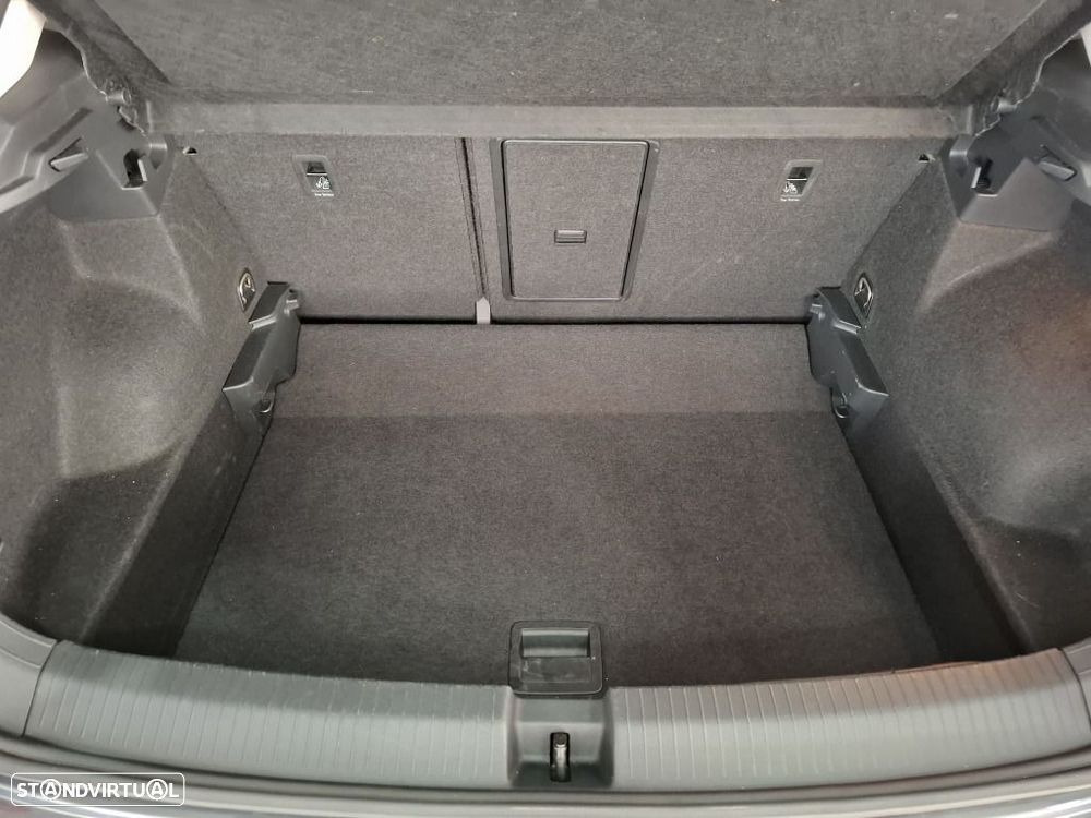 VW T-Roc 1.0 TSI Urban - 22