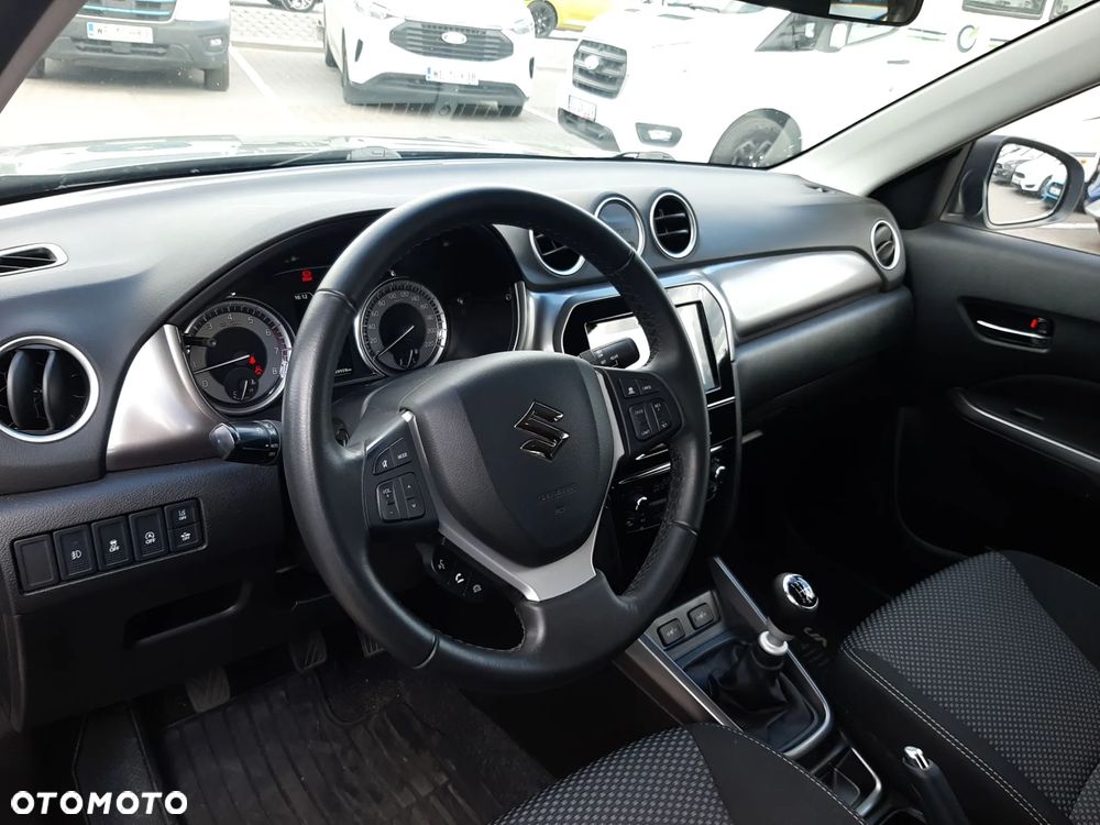 Suzuki Vitara 1.4 Boosterjet mHEV Elegance 2WD - 13