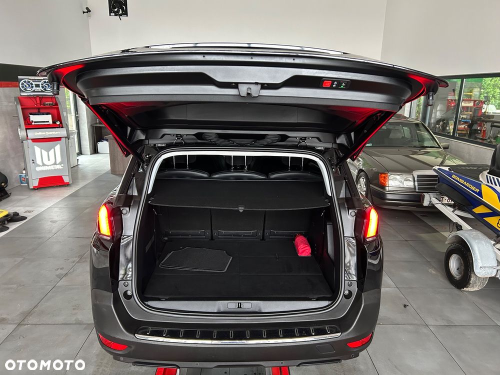 Peugeot 5008 1.2 PureTech Access S&S - 24