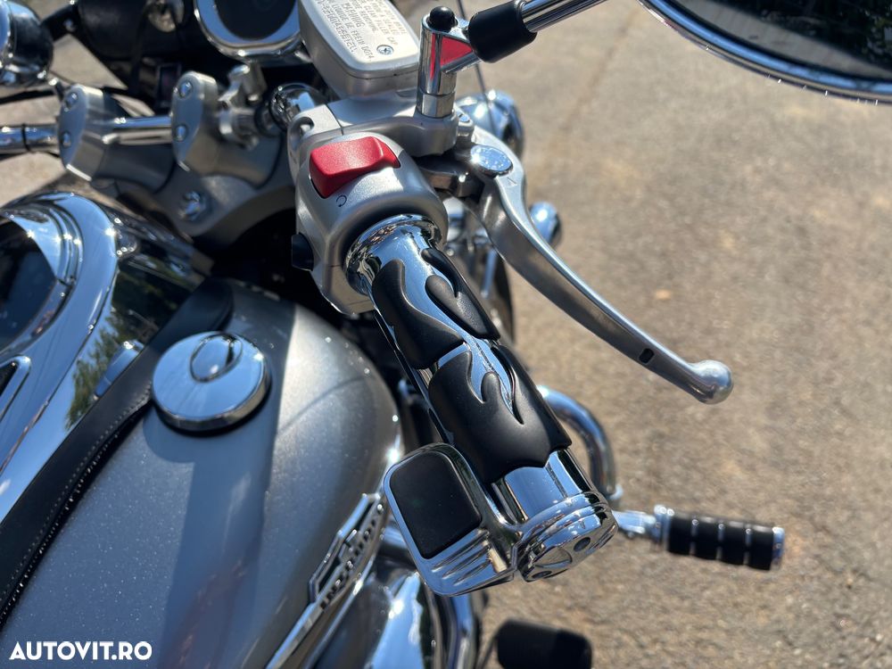 Suzuki Boulevard C109RT - 9