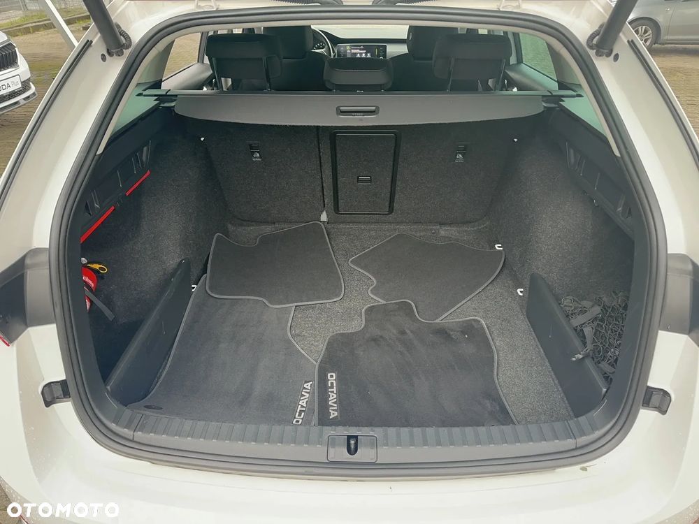 Skoda Octavia 1.0 TSI Ambition - 27