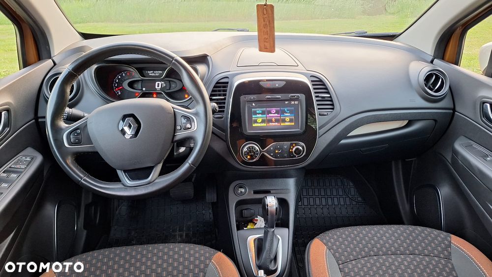 Renault Captur ENERGY TCe 120 EDC LIMITED - 16