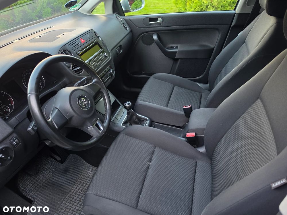 Volkswagen Golf Plus - 11