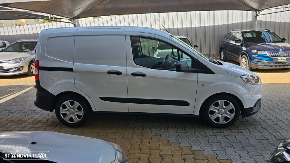 Ford Transit Courier 1.5 TDCi Trend - 4