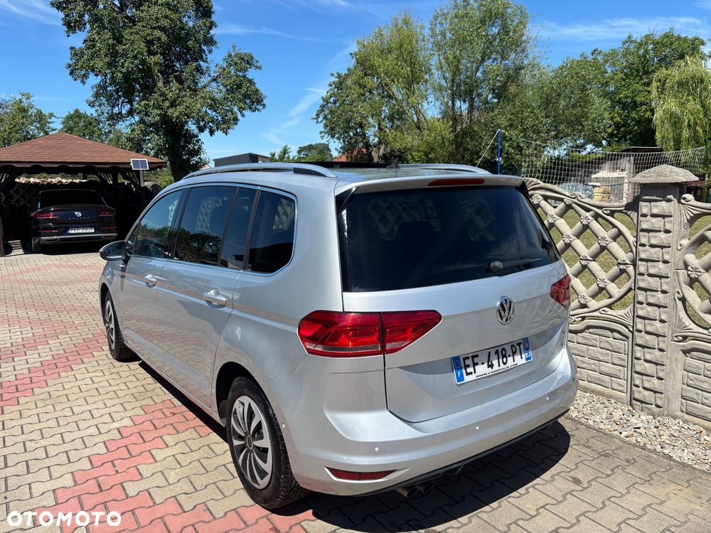 Volkswagen Touran 2.0 TDI SCR DSG Comfortline - 8