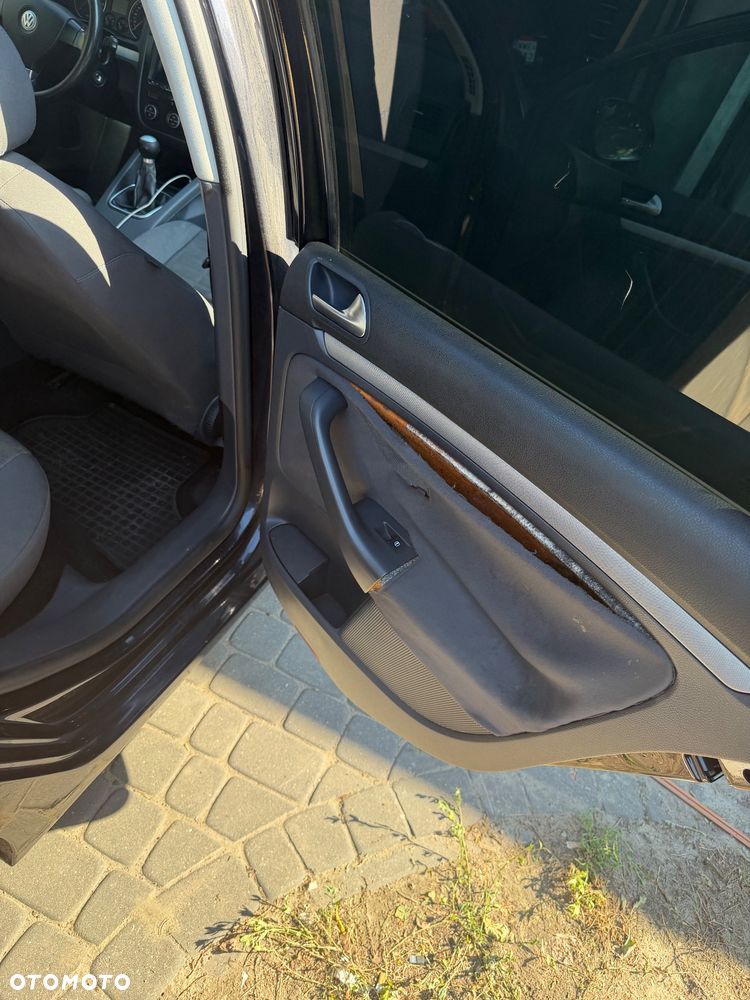 Volkswagen Golf 1.9 TDI Comfortline - 19