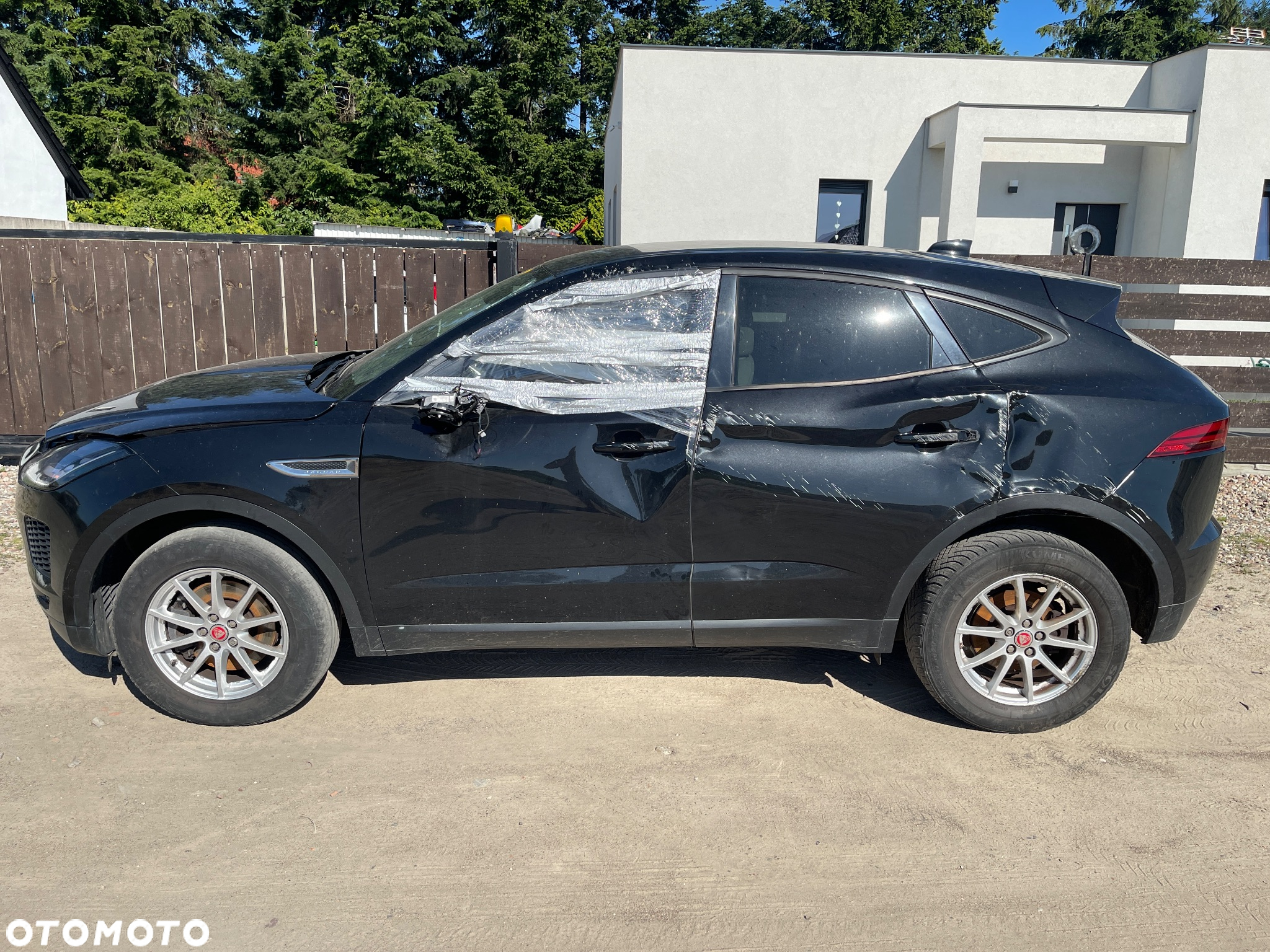 Jaguar E-Pace 2.0 i4D AWD - 2