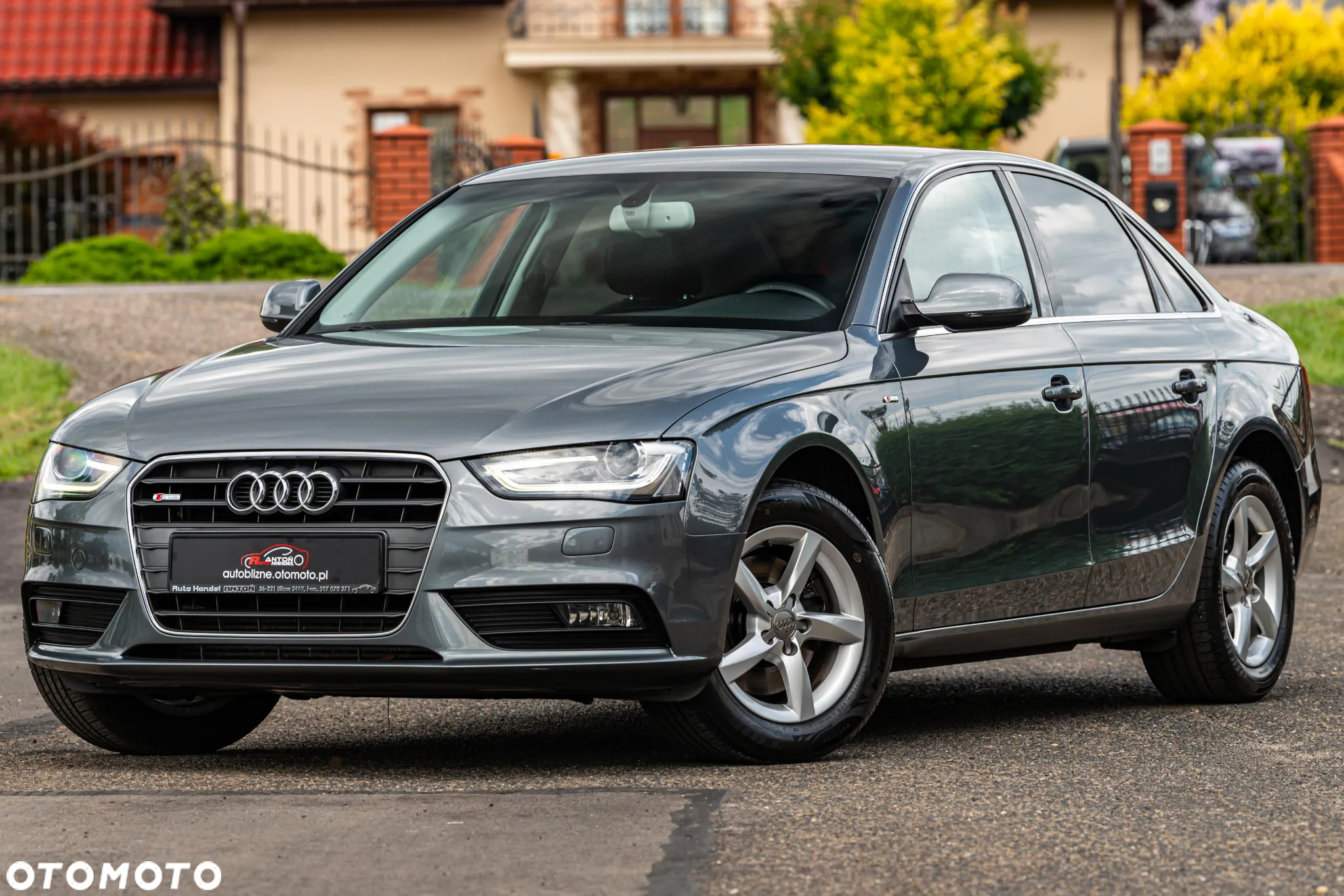Audi A4 - 4