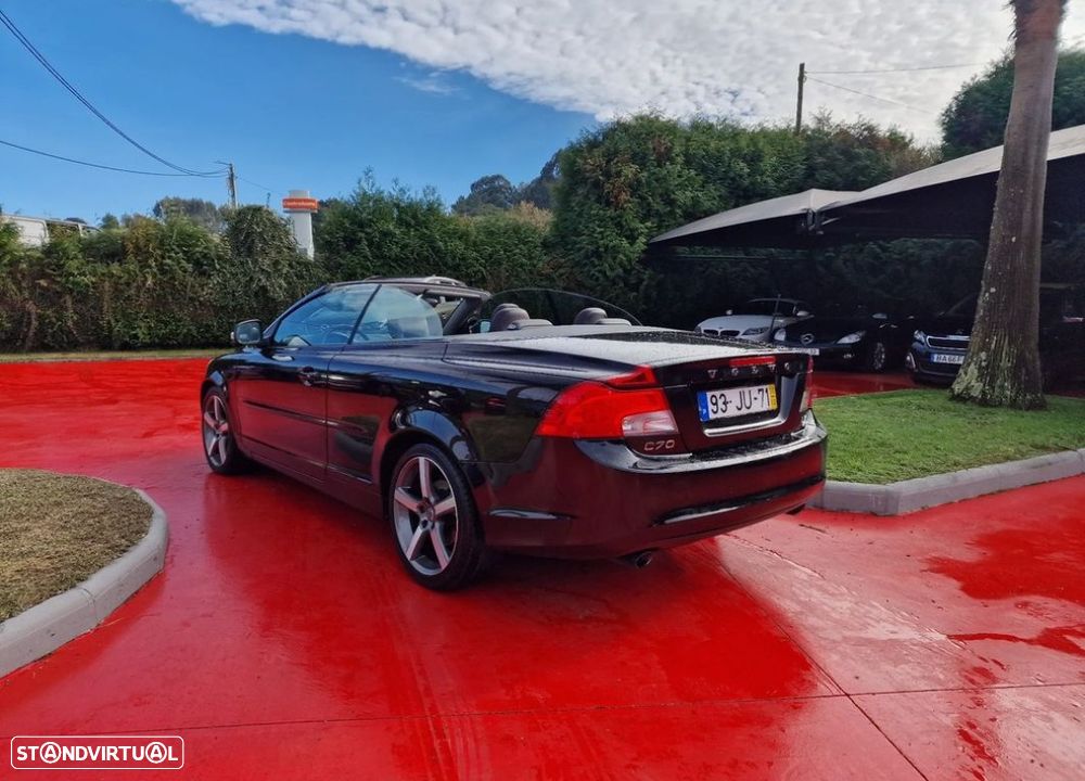 Volvo C70 2.0 D4 Momentum - 1