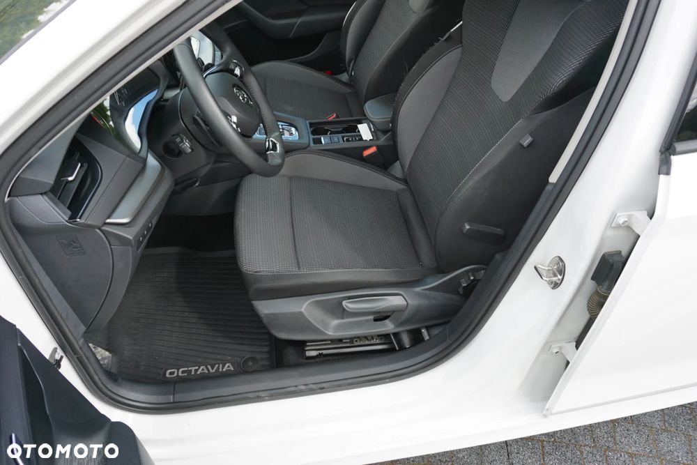 Skoda Octavia 1.5 TSI e-Tec Ambition DSG - 14