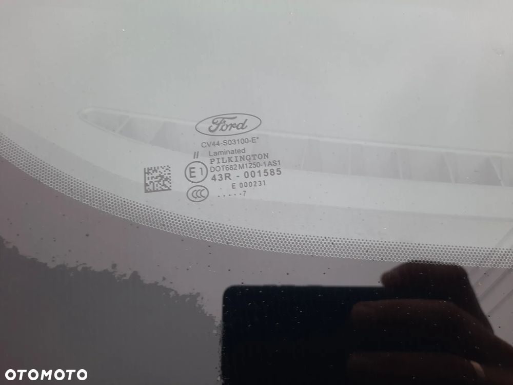 Ford Kuga 2.0 TDCi 2x4 Titanium - 26