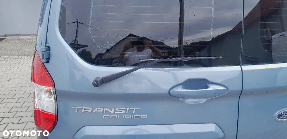 Ford Tourneo Courier 2018 photo 3