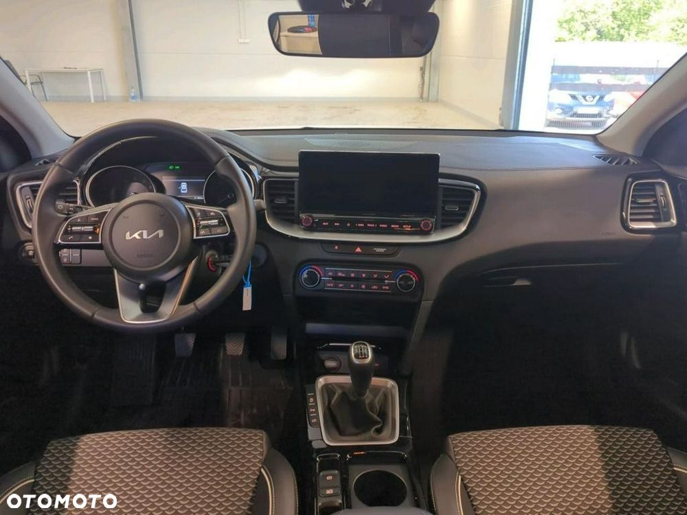 Kia XCeed - 5
