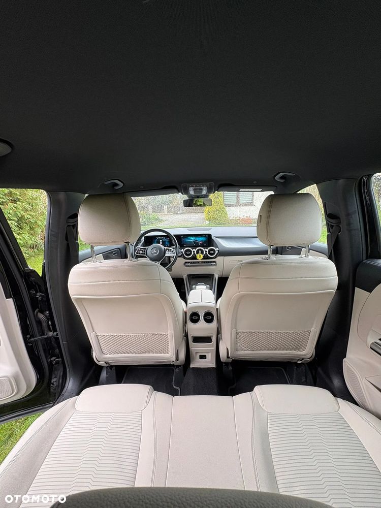 Mercedes-Benz GLA 200 Progressive - 9