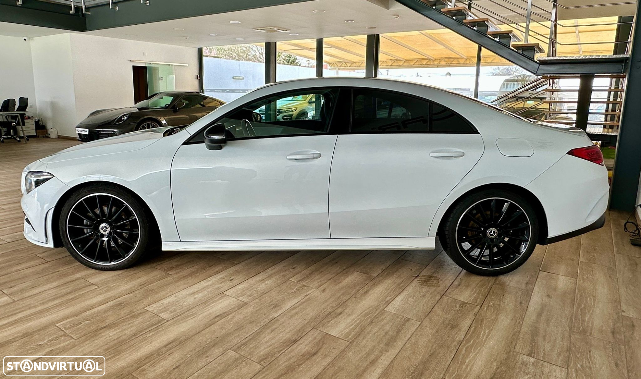 Mercedes-Benz CLA 180 d Shooting Brake AMG Line Aut. - 3