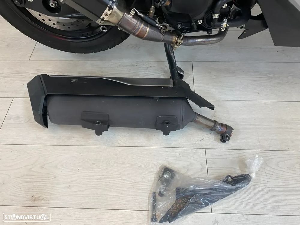 Honda ADV ADV 350A - 23