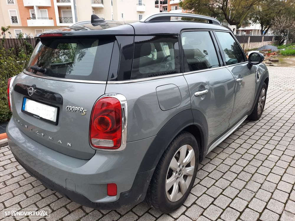 MINI Countryman Cooper SE ALL4 Auto - 2