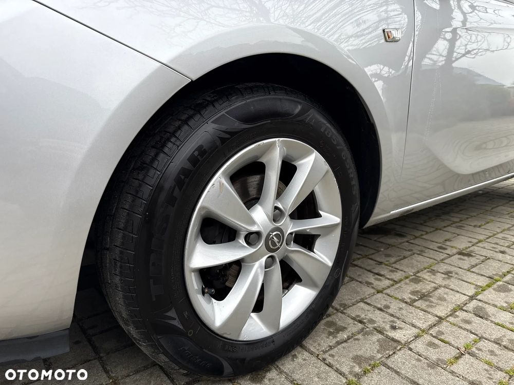 Opel Corsa 1.4 Innovation - 12