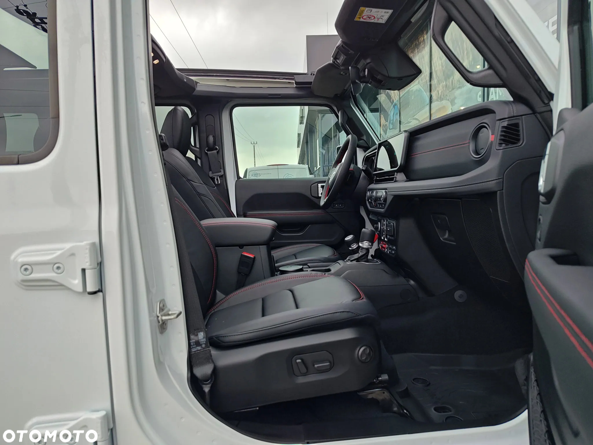 Jeep Wrangler Unlimited GME 2.0 Turbo Rubicon - 12