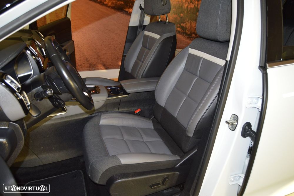 Citroën C5 Aircross 1.2 PureTech Shine EAT8 - 36